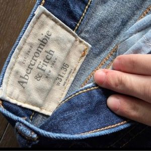 Abercrombie and Fitch new era 31x36